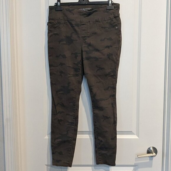 Rock & Republic Pants Size 14 Camouflage Fever Pull-on Jeggings Denim Rx Stretch - Picture 3 of 14